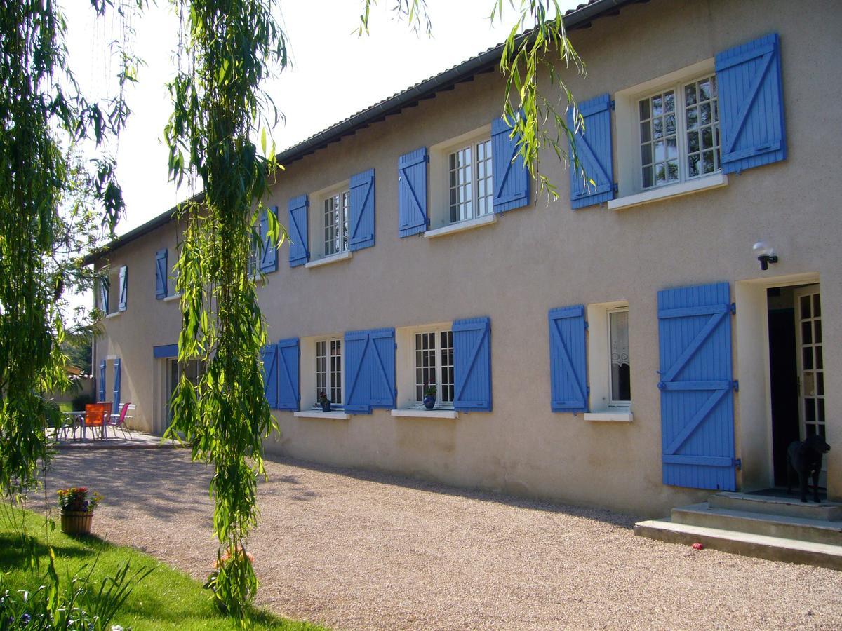 Le Relais Du Grand Logis Civrieux Exterior foto
